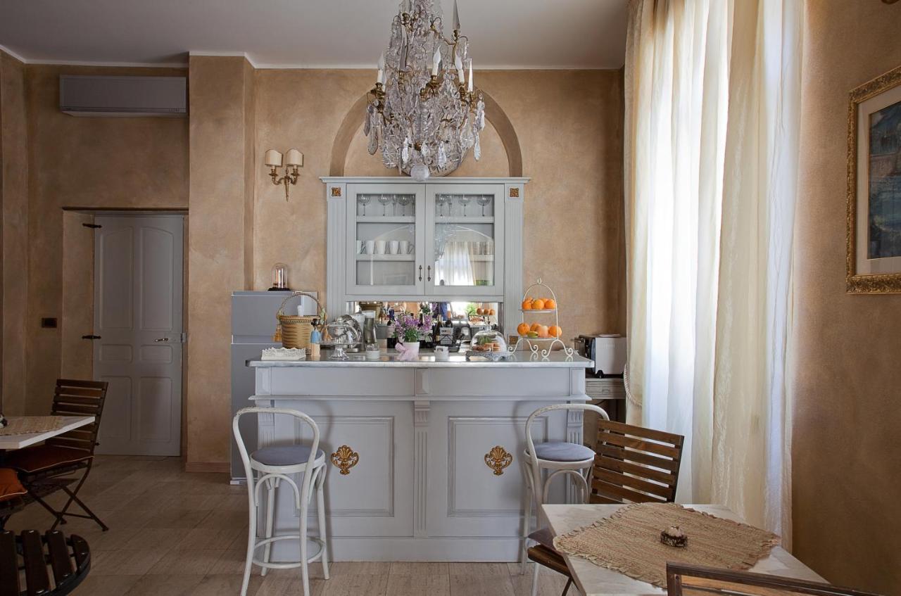 Hotel La Petite Maison Viareggio Kültér fotó