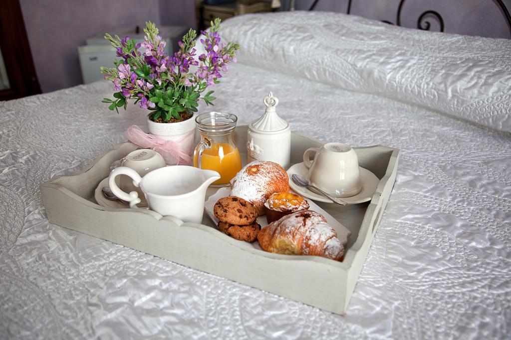 Hotel La Petite Maison Viareggio Kültér fotó
