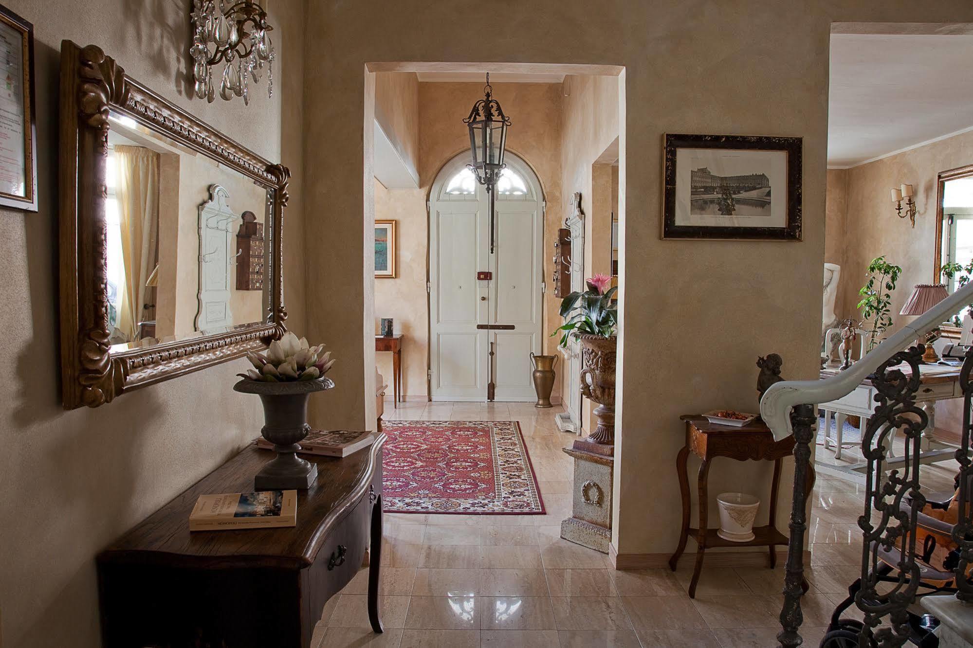 Hotel La Petite Maison Viareggio Kültér fotó
